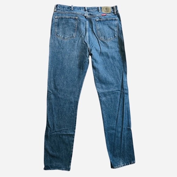 Wrangler Classic Straight Fit  38x38 Men’s Jean Lot of 2 - Picture 5 of 9